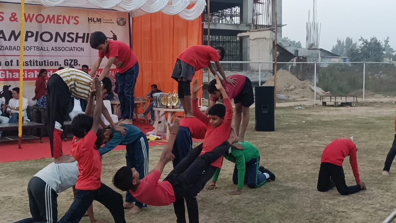 लॉर्ड कृष्णा द स्कूल के बच्चों ने किया सॉफ्टबॉल सीनियर स्टेट टूर्नामेंट में योग एक्ट प्रस्तुत लॉर्ड कृष्णा द स्कूल के बच्चों ने किया सॉफ्टबॉल सीनियर स्टेट टूर्नामेंट में योग एक्ट प्रस्तुत